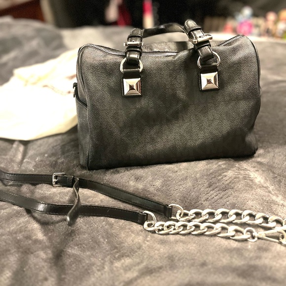 Micheal Kors Mini Doctor Satchel - Picture 1 of 10